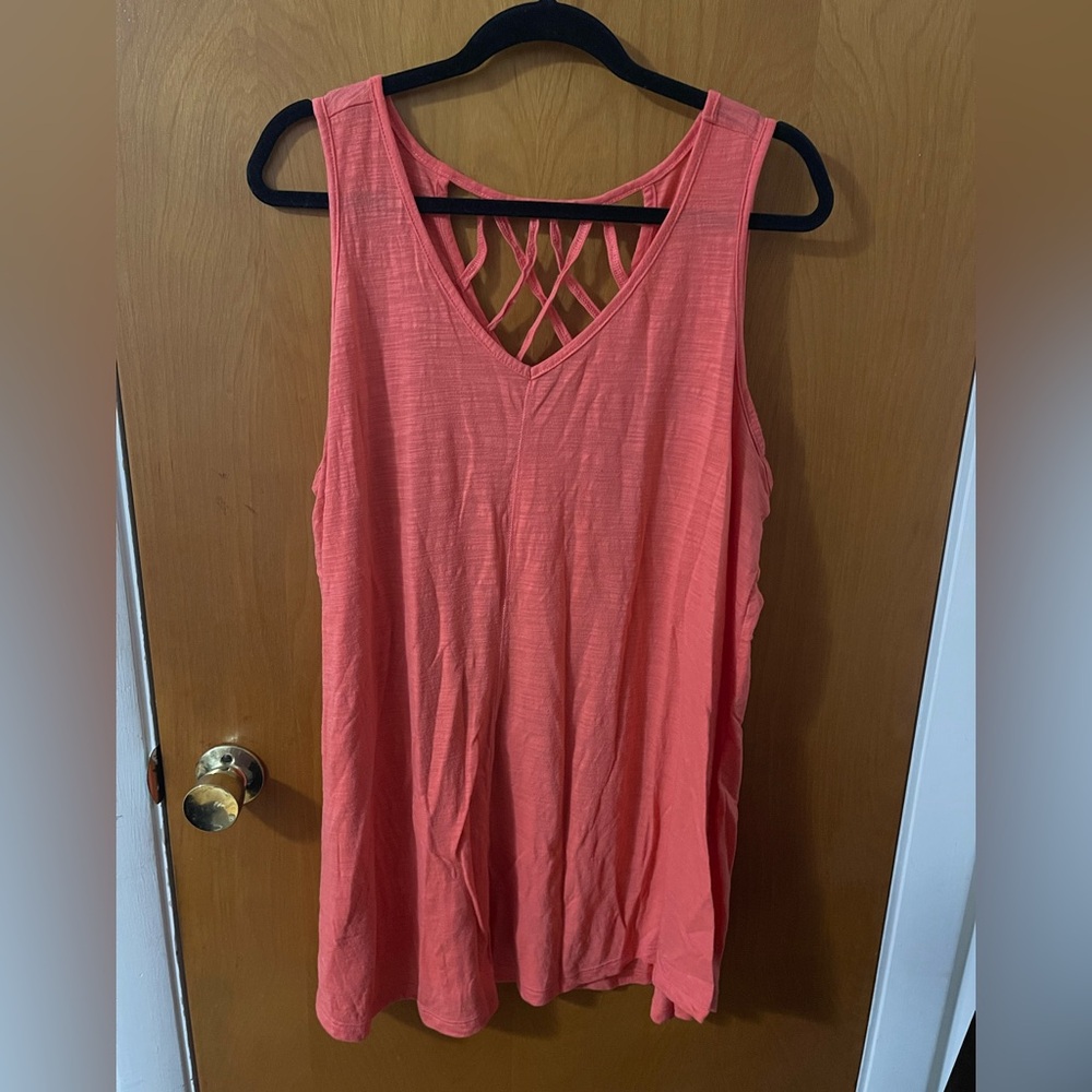 Pink tank top